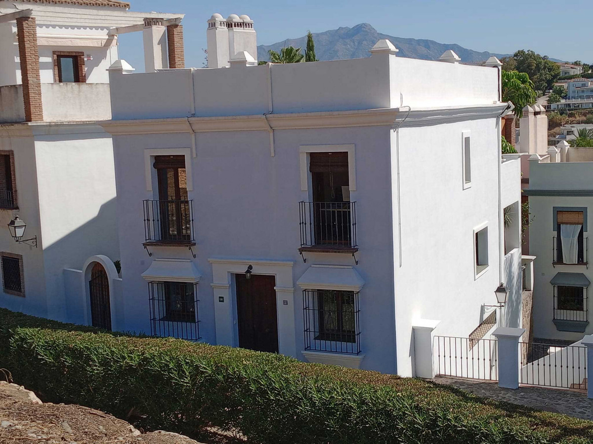 3 Bedroom Townhouse in Estepona