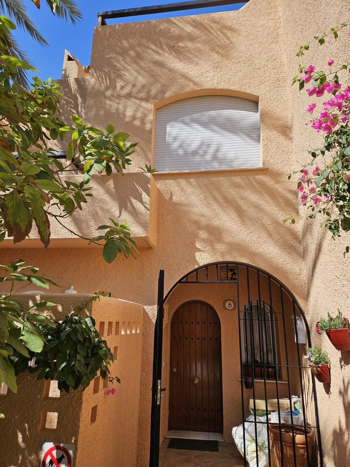 3 Bedroom Townhouse in Marbella - Photo 9