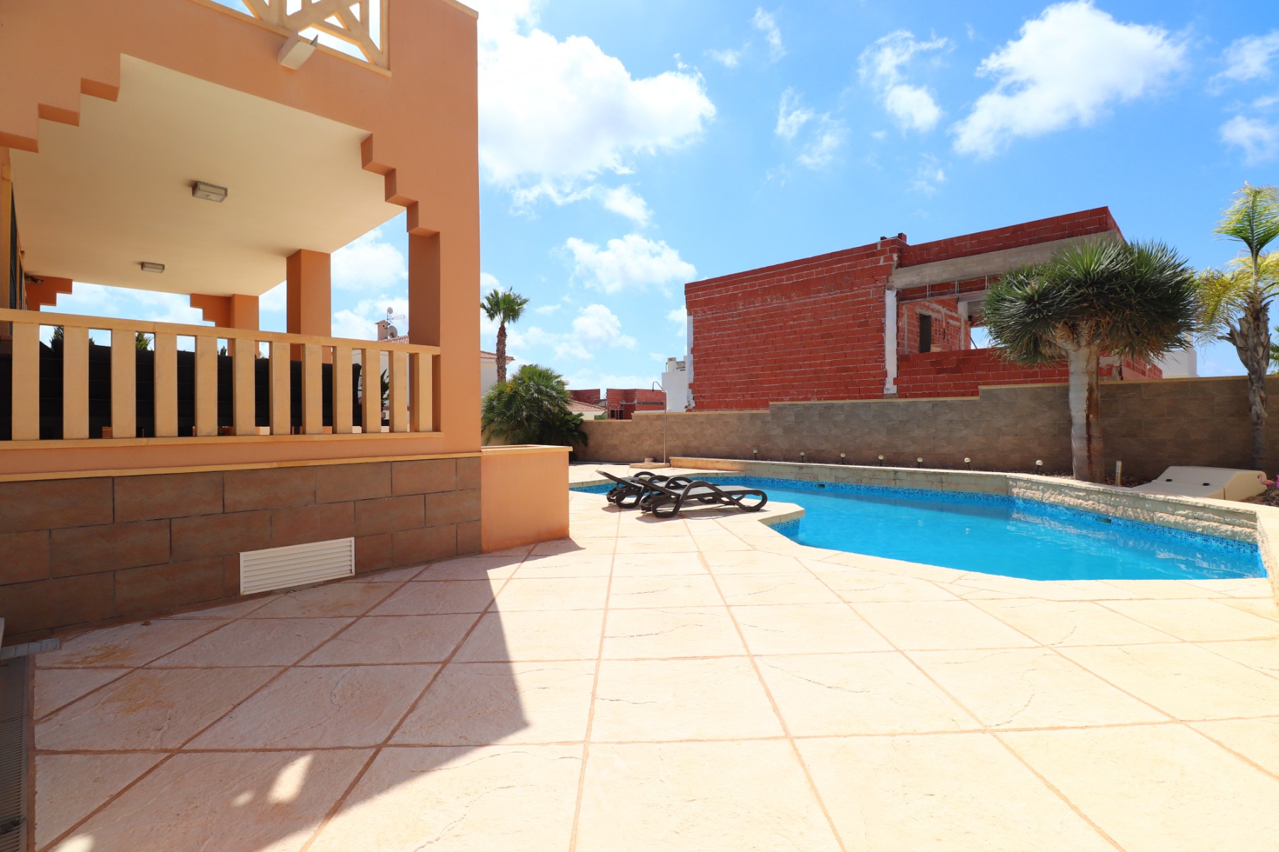 Moradia com 4 quartos com piscina em Alicante, Espanha – Foto 27