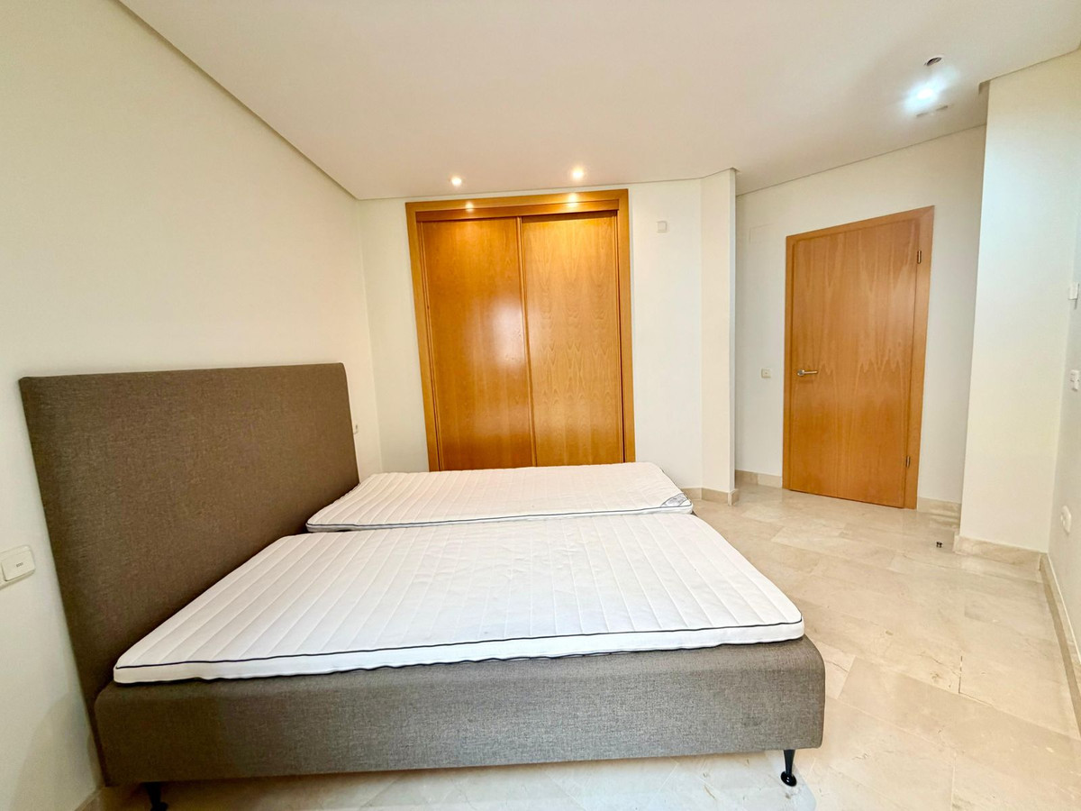 4 Bedroom Apartment in Marbella - Foto 36