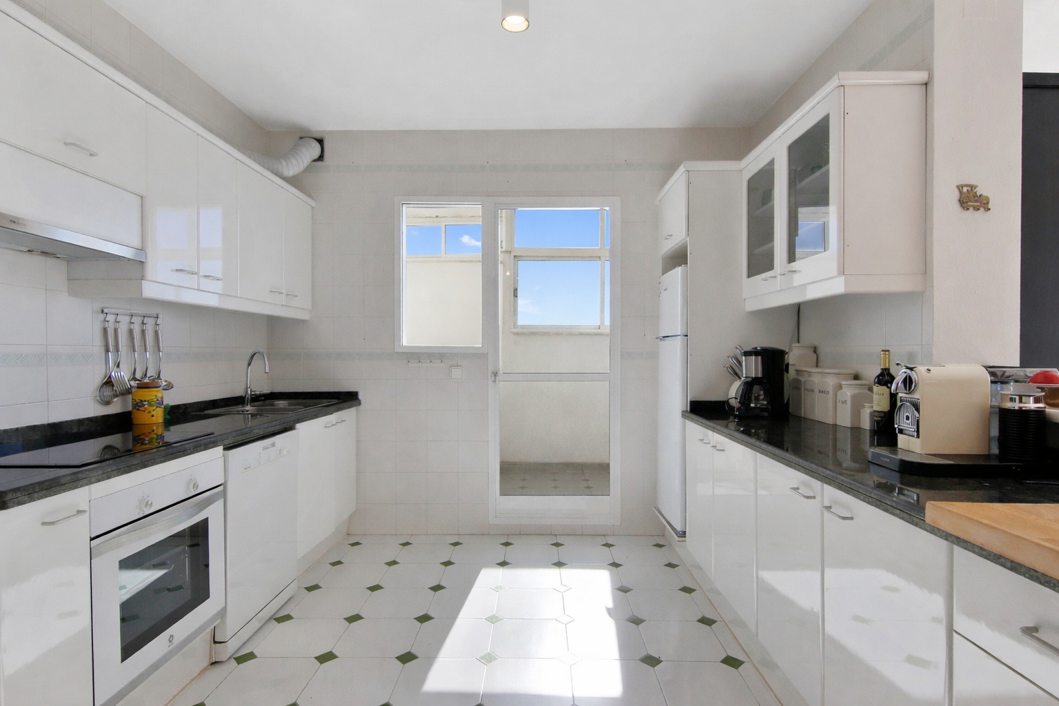 3 Bedroom Penthouse in Estepona - Foto 8