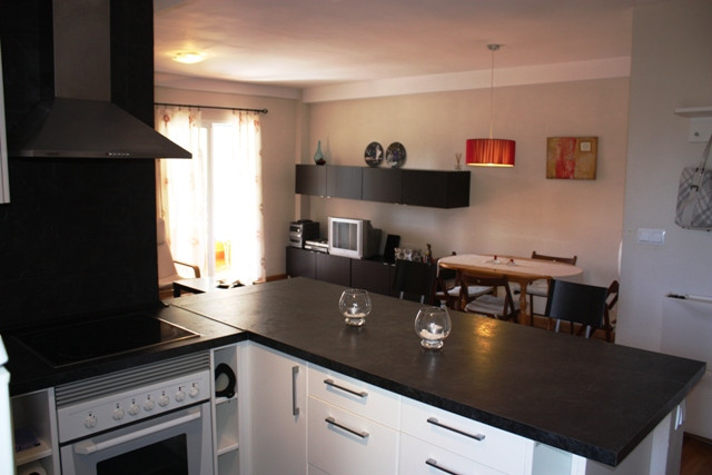 1 Bedroom Apartment in Mijas - Photo 2