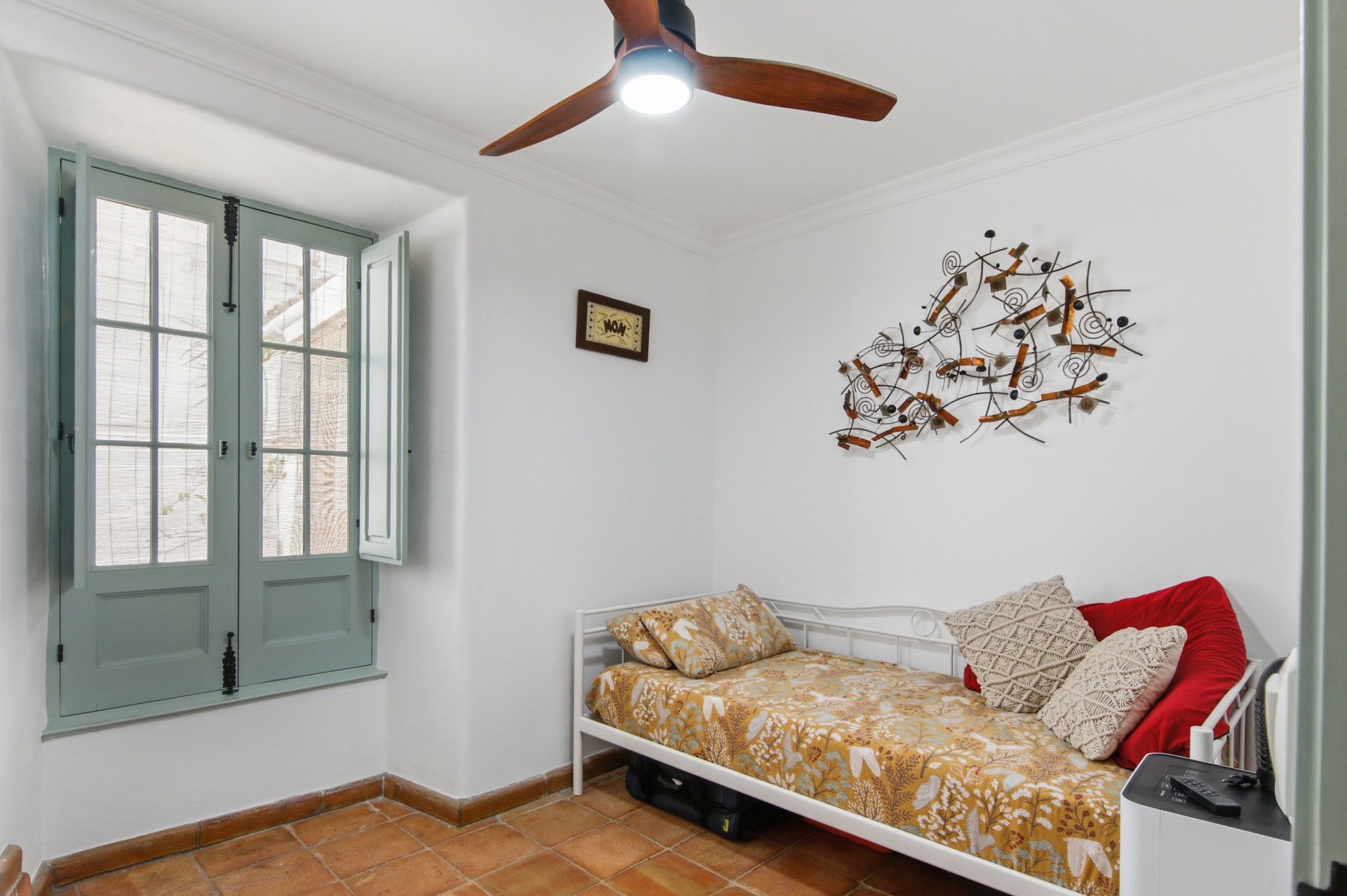 4 Bedroom Townhouse in Estepona - Photo 14