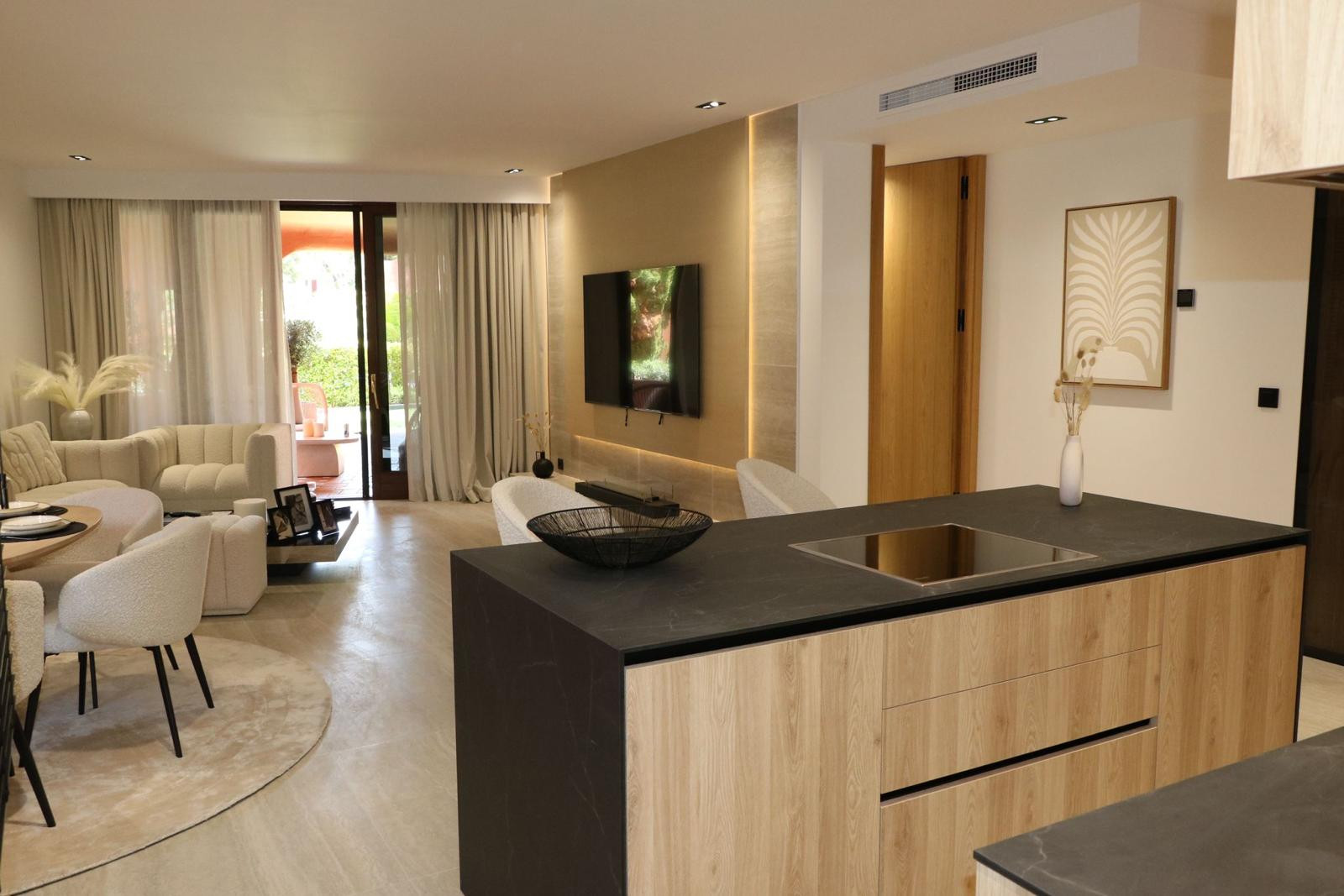 3 Bedroom Apartment in Estepona - Foto 13