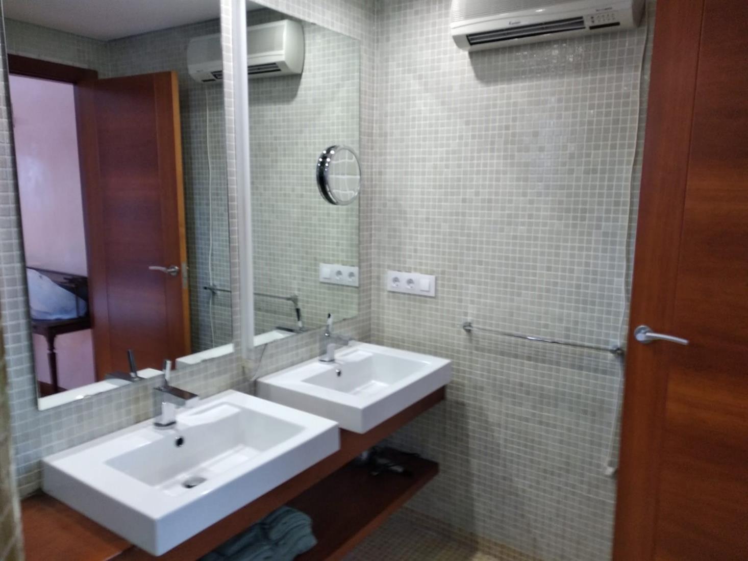 Moradia com 5 quartos com piscina em Valência, Espanha – Foto 29