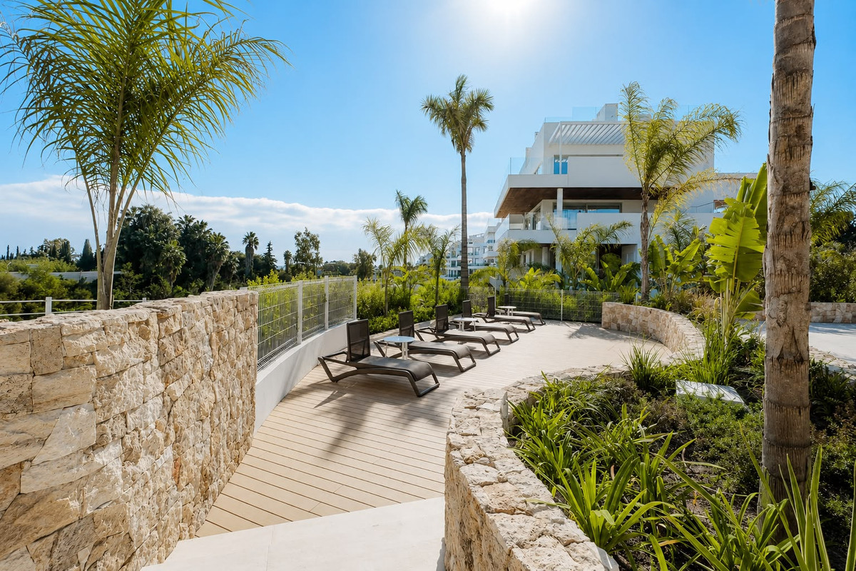 3 Bedroom Apartment in Marbella - Photo 21