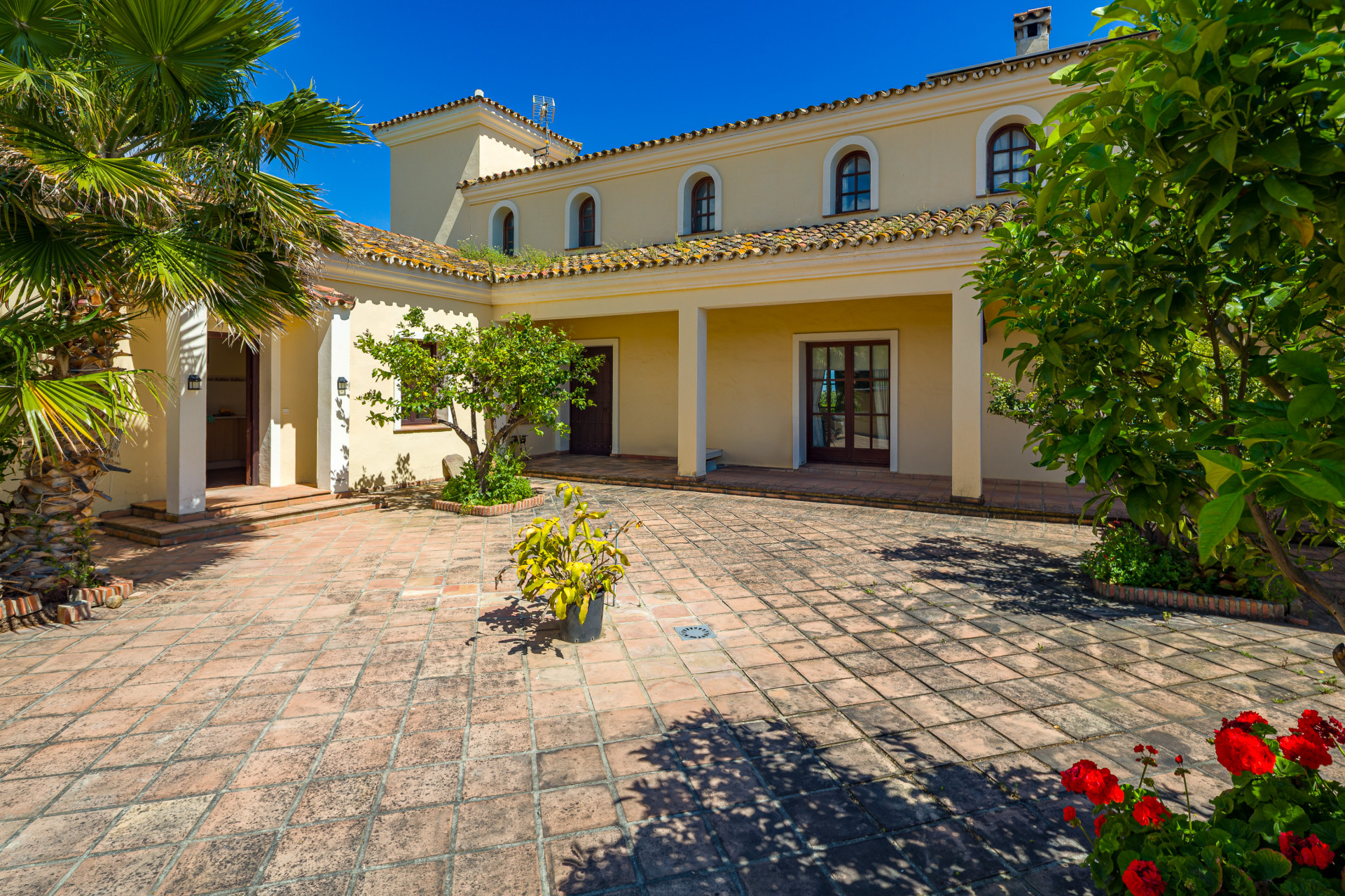 4 Bedroom Country house in Casares - Foto 2