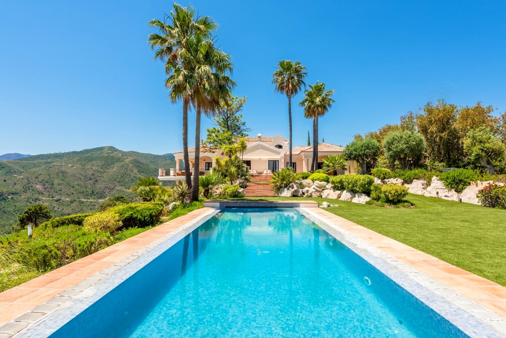 7 Bedroom Villa in Benahavís - Foto 3