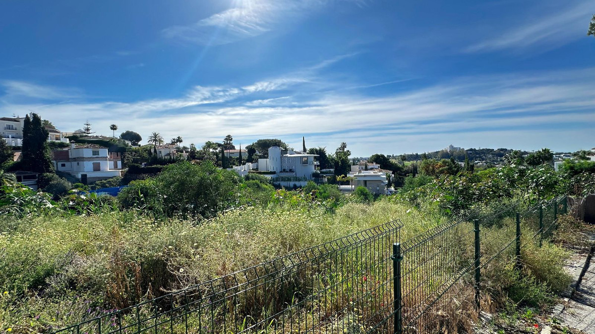 1,550 m² Plot in Estepona - Photo 3