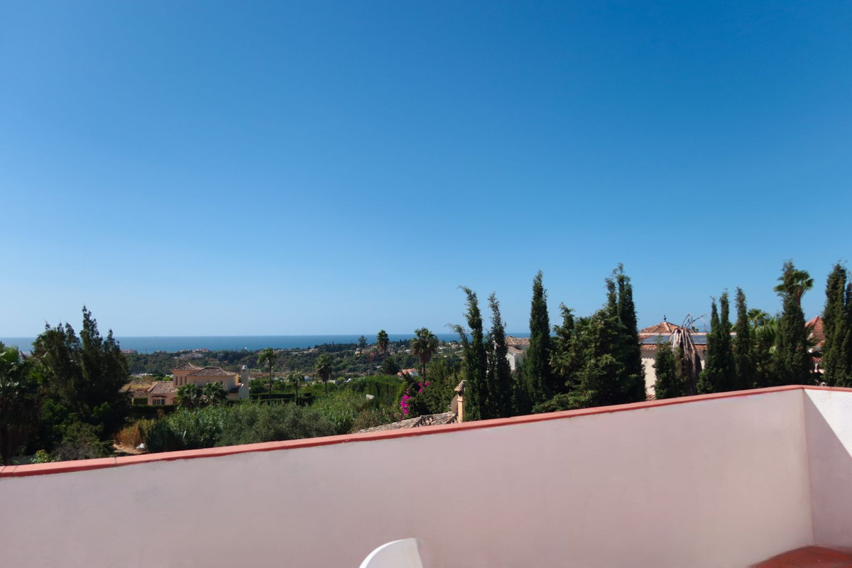 3 Bedroom Villa in Estepona - Photo 24