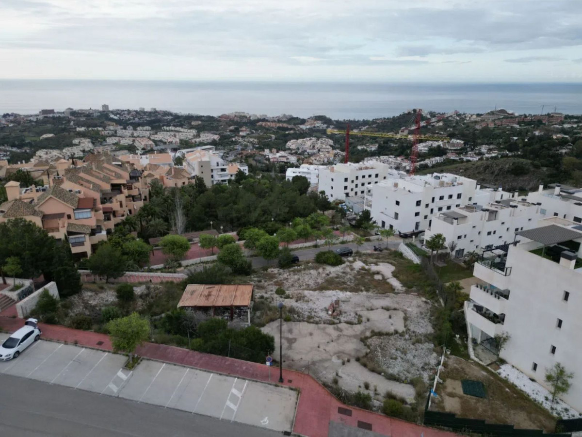 1,997 m² Plot in Benalmádena - Photo 2