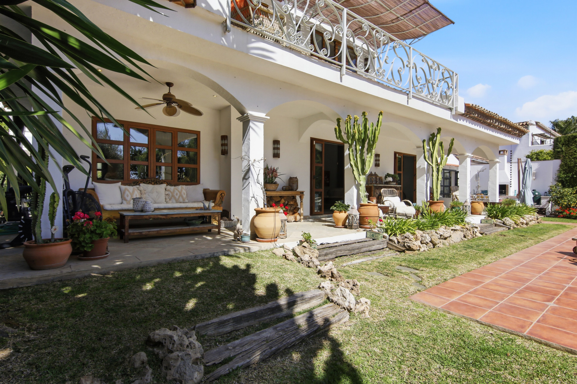 4 Bedroom Villa in Marbella - Photo 25