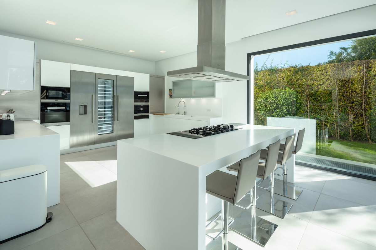 5 Bedroom Villa in Marbella - Foto 11