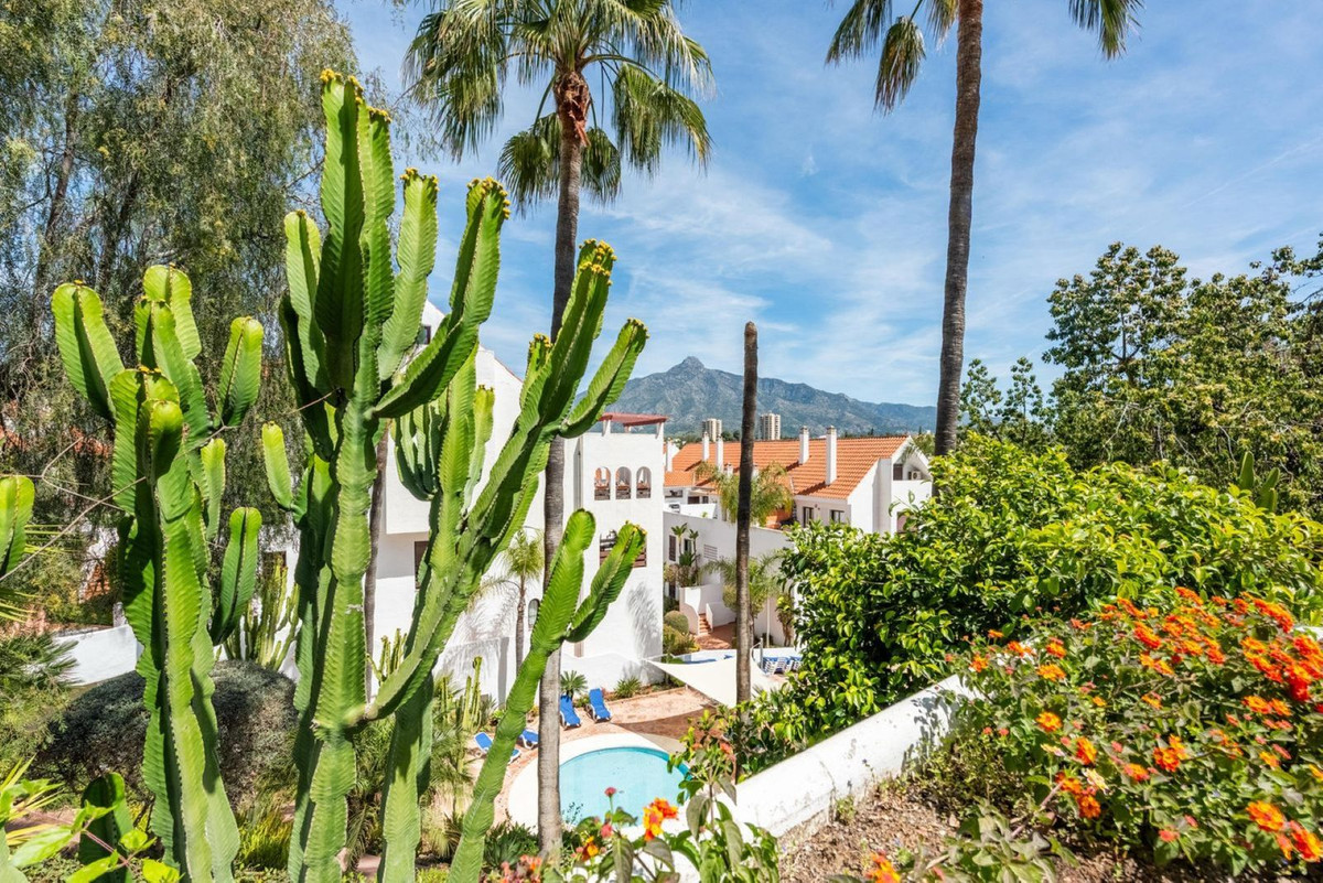 3 Bedroom Apartment in Marbella - Photo 20