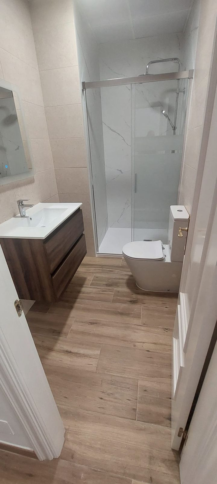 2 Bedroom Apartment in Fuengirola - Photo 12