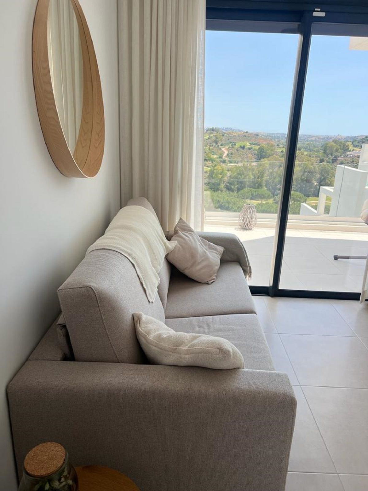 2 Bedroom Apartment in Mijas - Photo 10