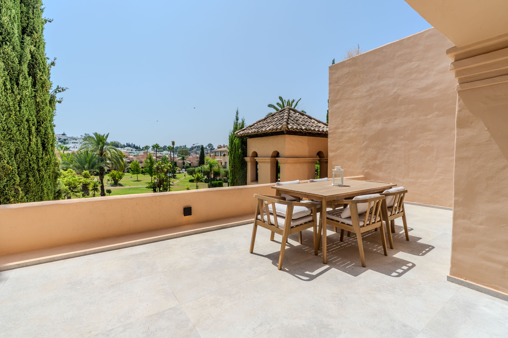 3 Bedroom Apartment in Estepona - Photo 48