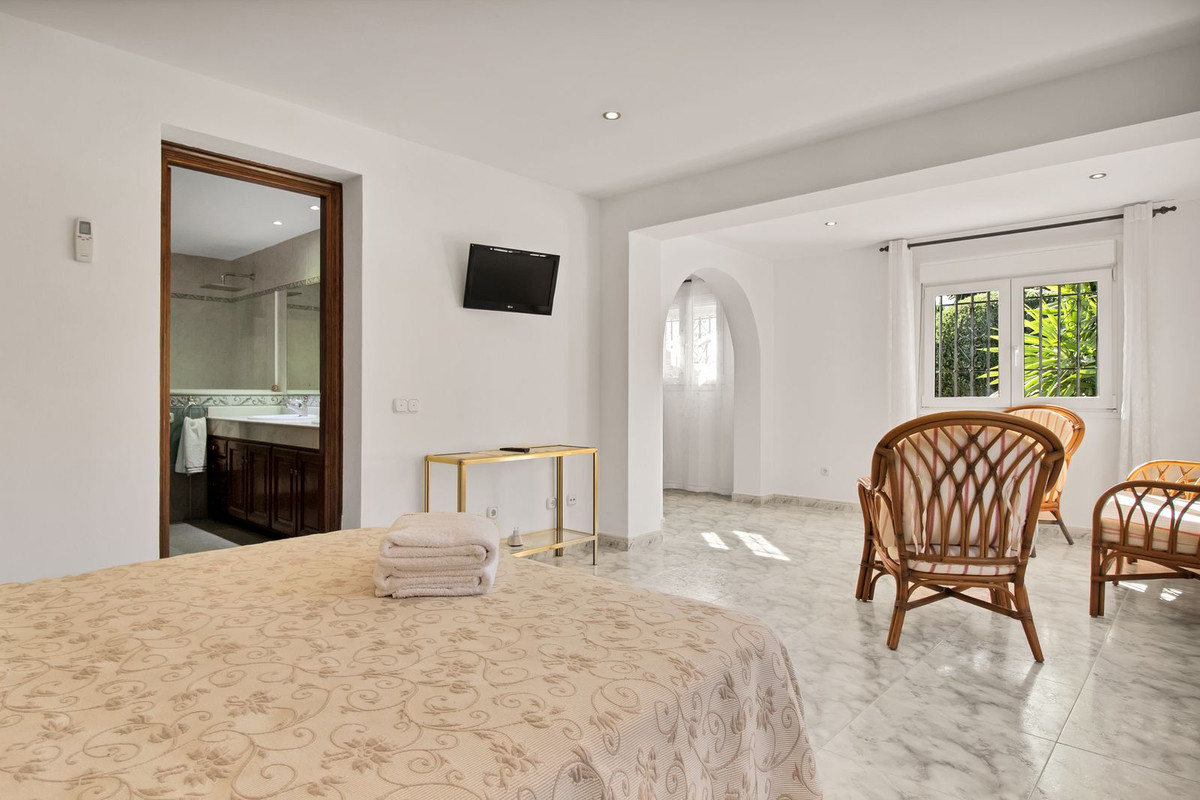 4 Bedroom Villa in San Pedro de Alcántara - Foto 23