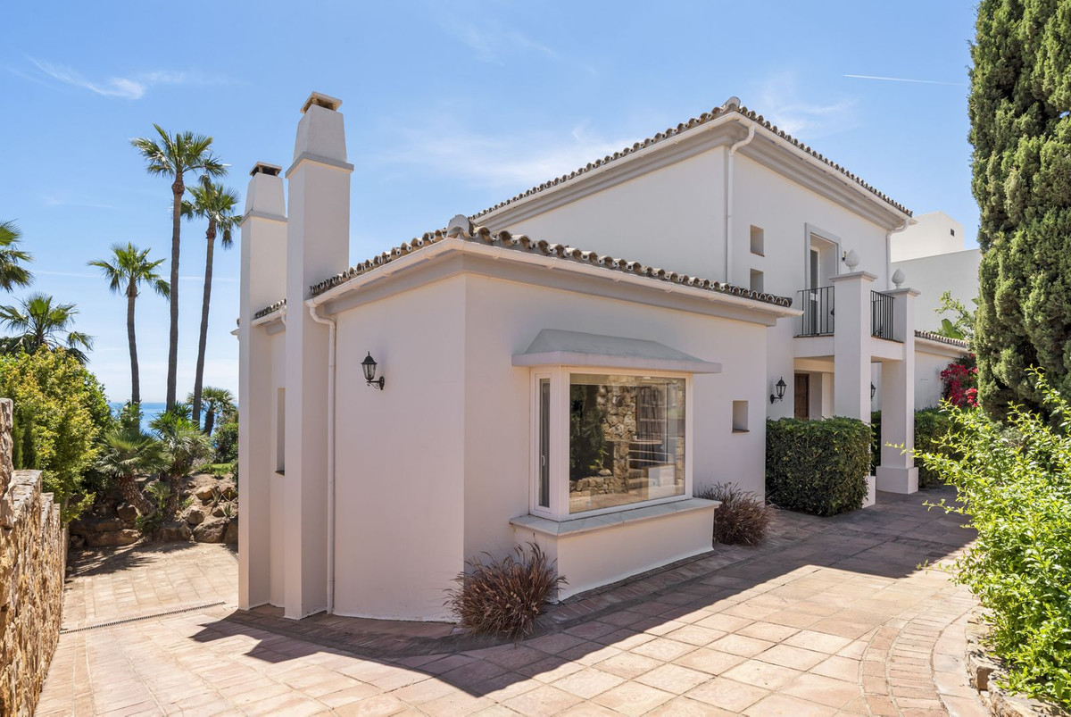 4 Bedroom Villa in Manilva - Photo 36