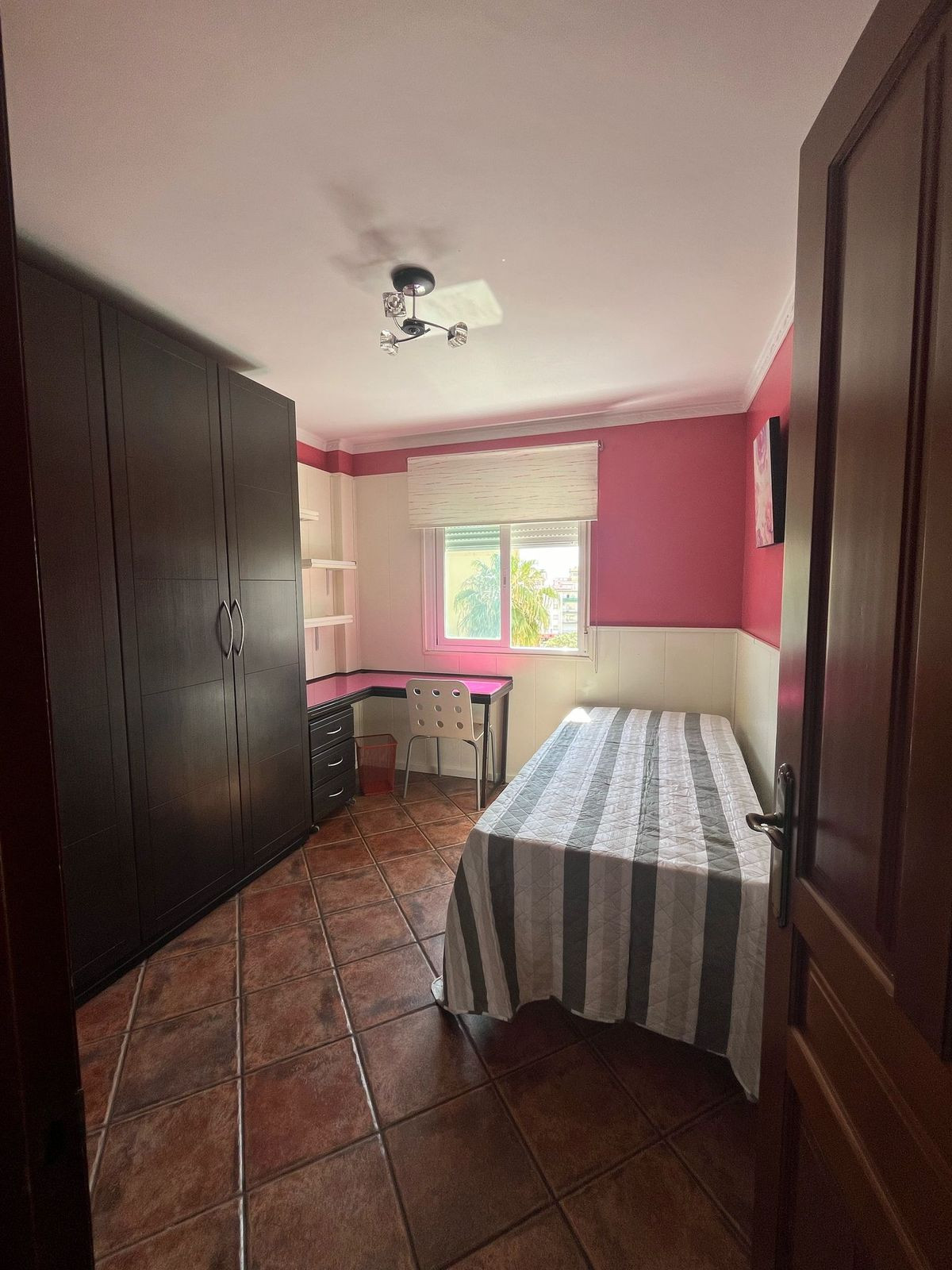 3 Bedroom Apartment in Estepona - Foto 13