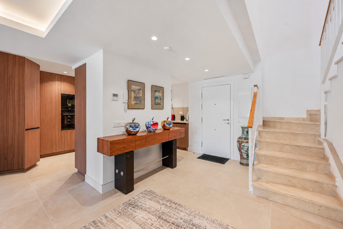 4 Bedroom Penthouse in San Pedro de Alcántara - Photo 9