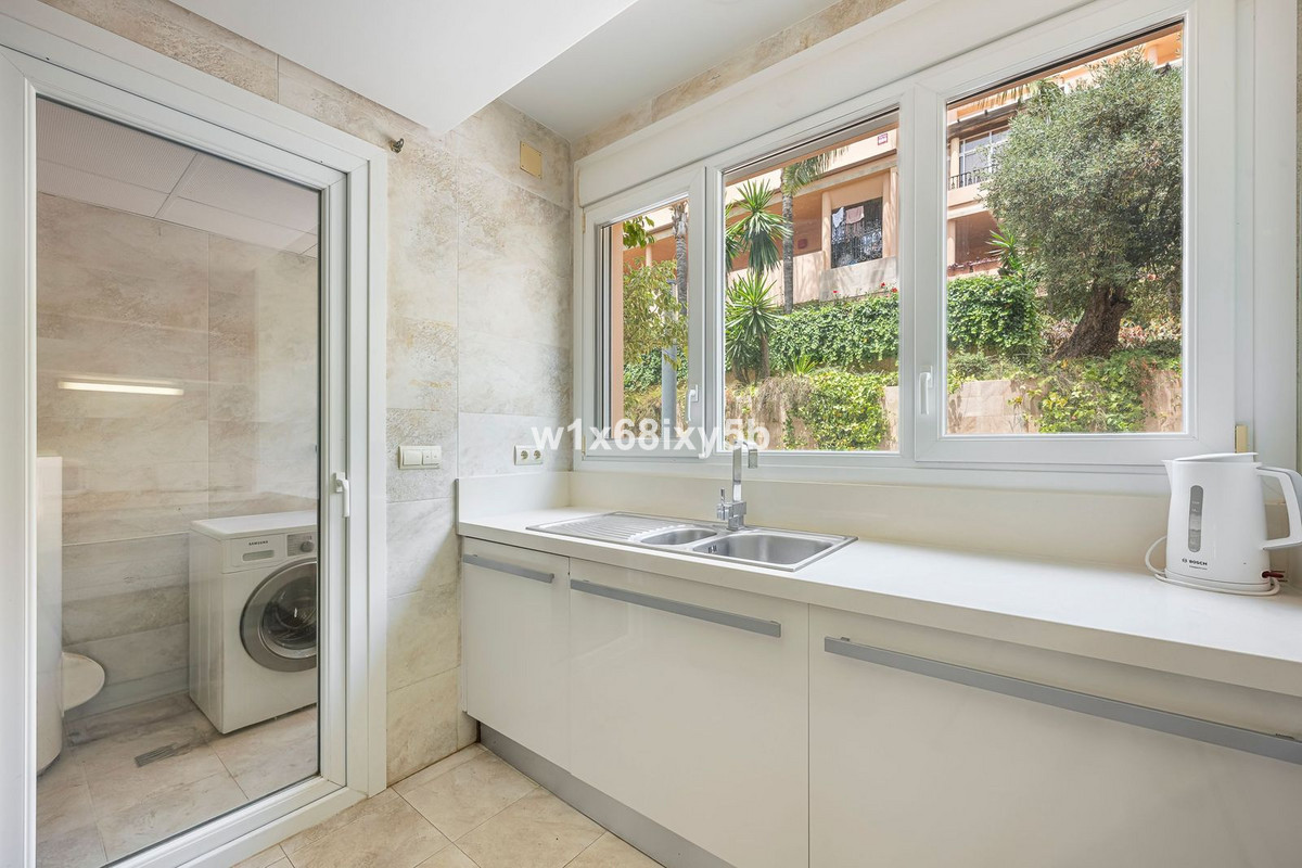 2 Bedroom Apartment in Marbella - Foto 14