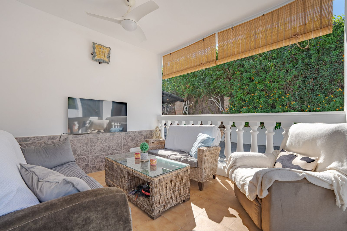 3 Bedroom Villa in Coín - Photo 24