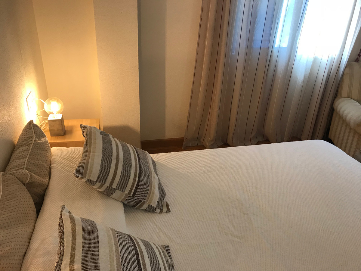 1 Bedroom Apartment in Mijas - Photo 4