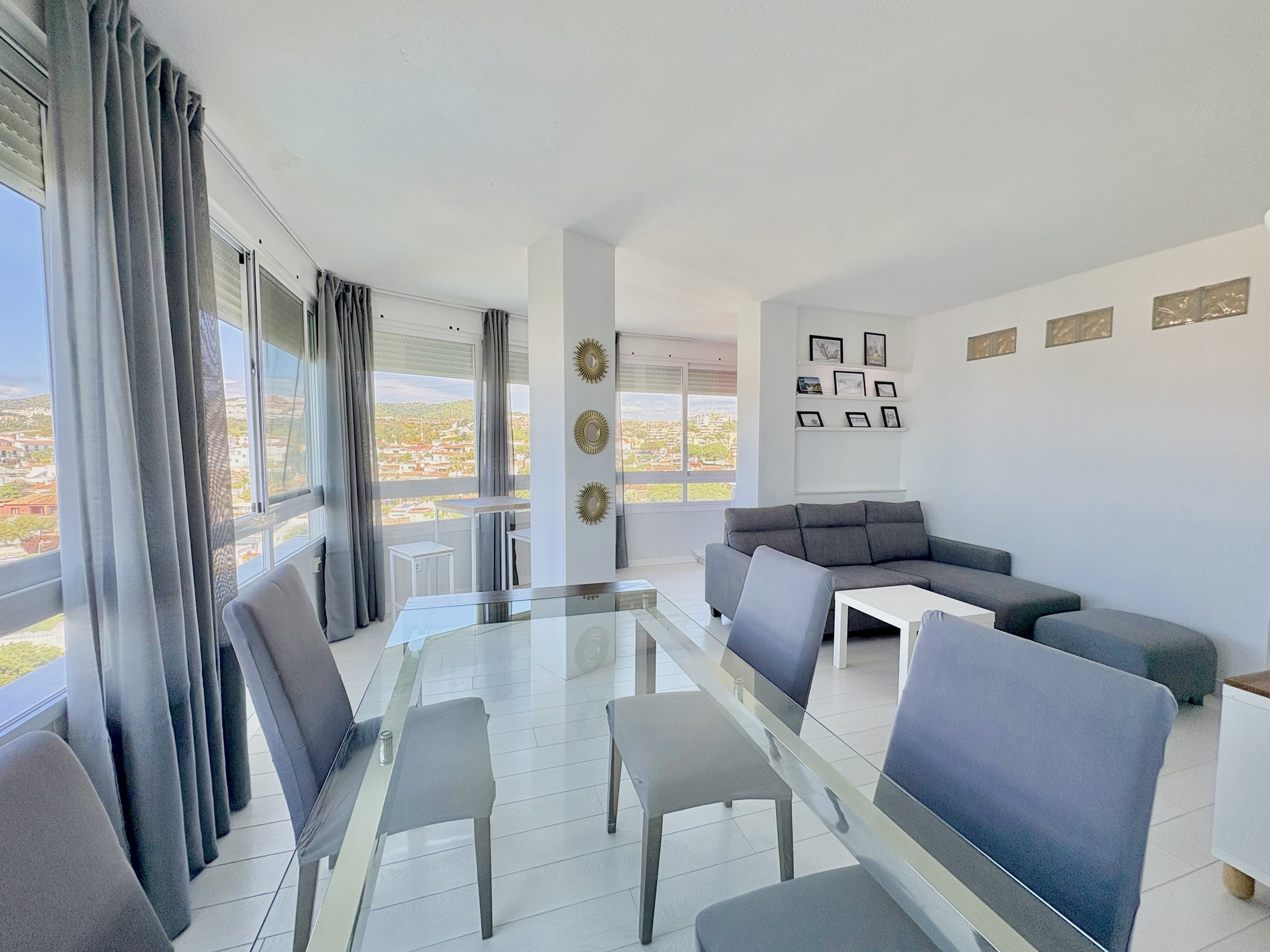 2 Bedroom Apartment in Mijas - Photo 25