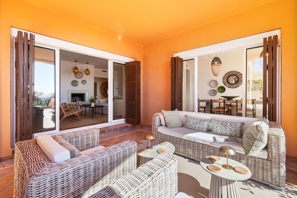 3 Bedroom Apartment in Marbella - Photo 26