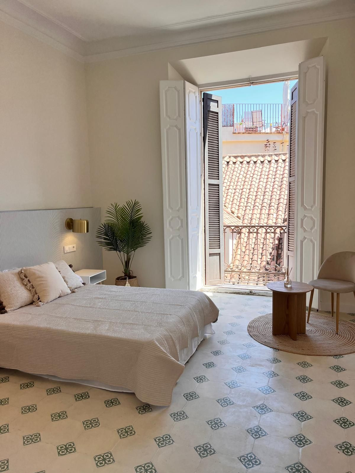 4 Bedroom Apartment in Málaga - Photo 12