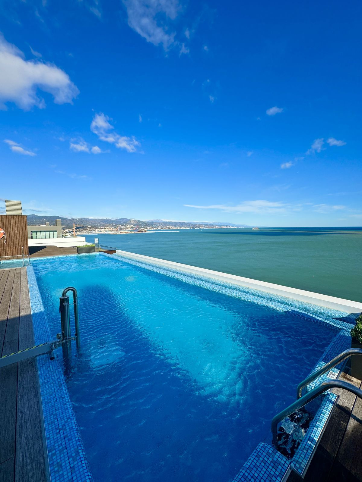 4 Bedroom Apartment in Málaga - Photo 18
