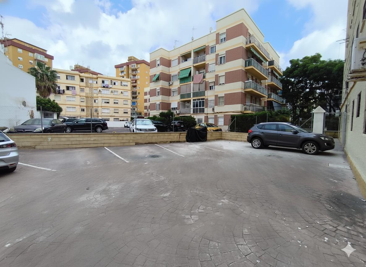 3 Bedroom Apartment in Fuengirola - Photo 26