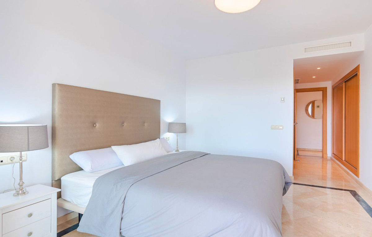 3 Bedroom Apartment in Casares - Photo 22