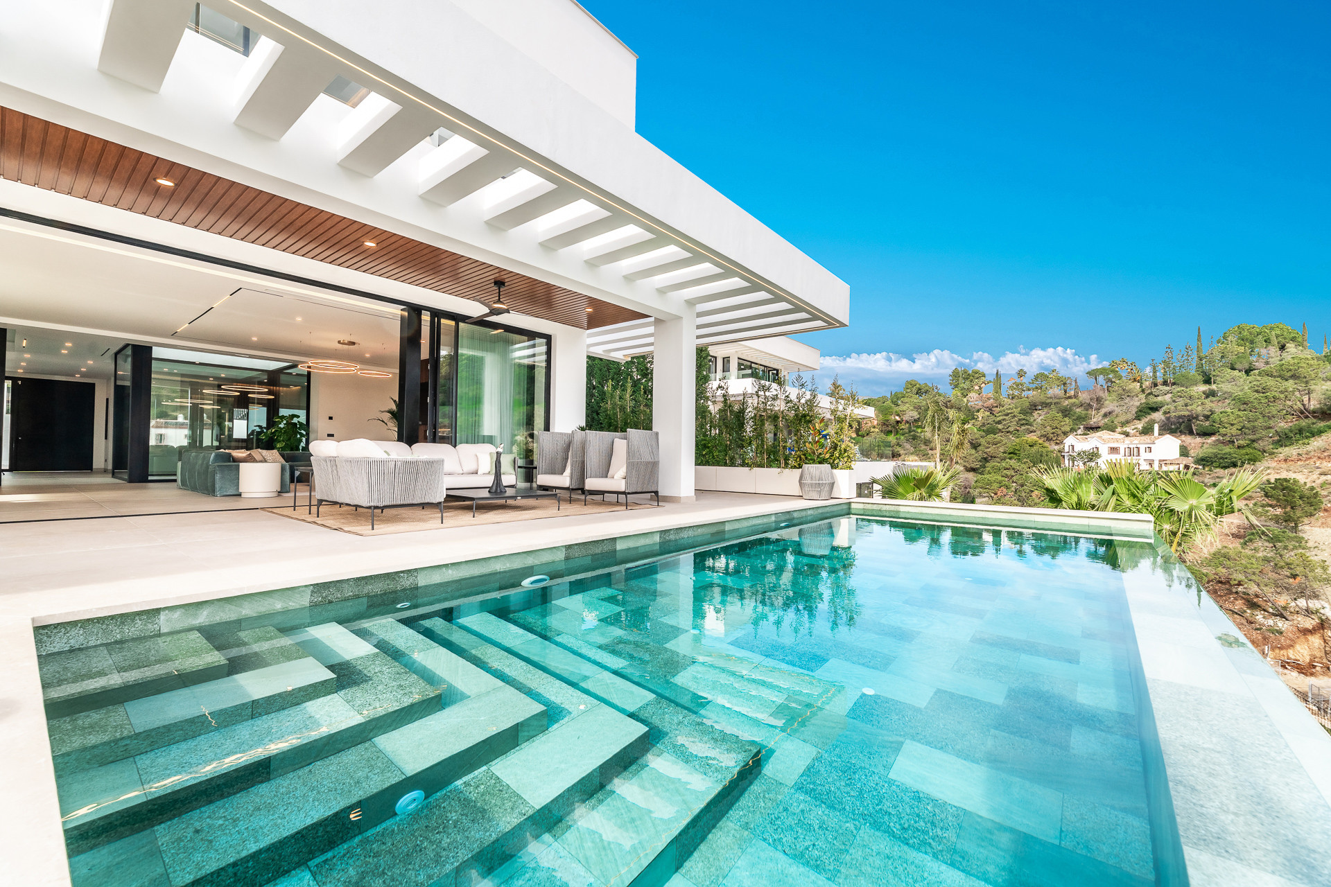6 Bedroom Villa in Benahavís - Foto 2