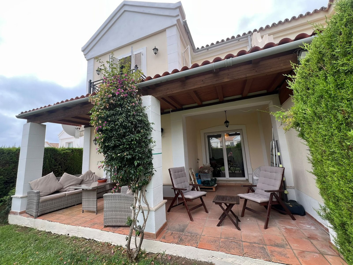 3 Bedroom Villa in La Alcaidesa - Photo 4