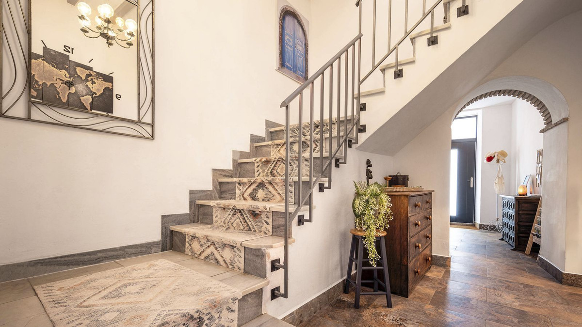 5 Bedroom Townhouse in Coín - Foto 5