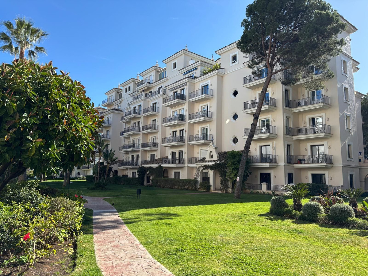 3 Bedroom Apartment in Marbella