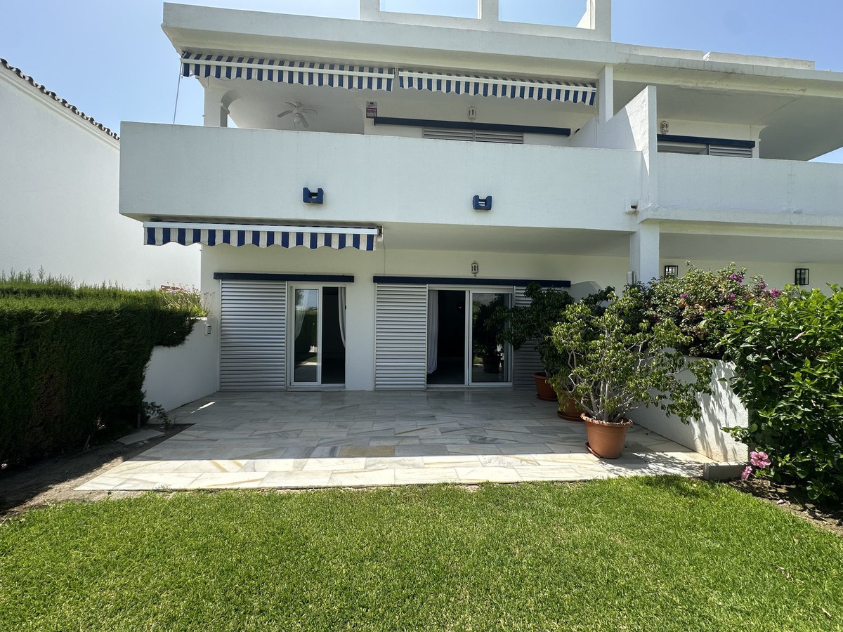 Apartment in Nueva Andalucia