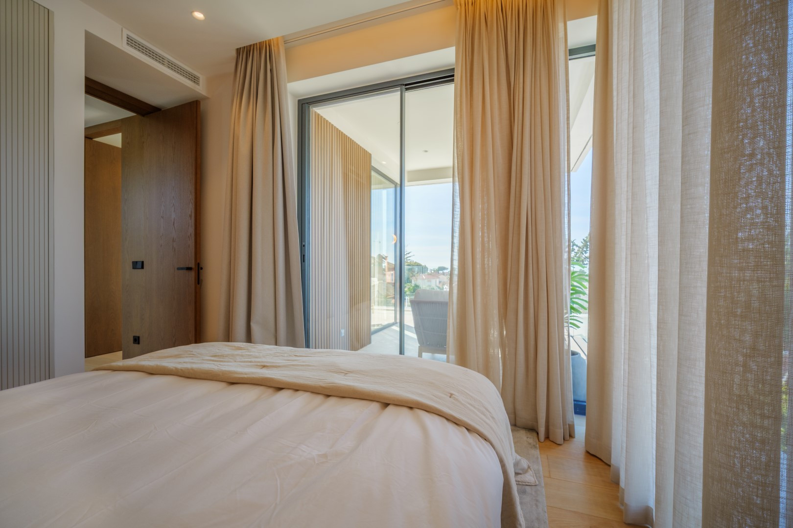 4 Bedroom Villa in Marbella - Photo 10