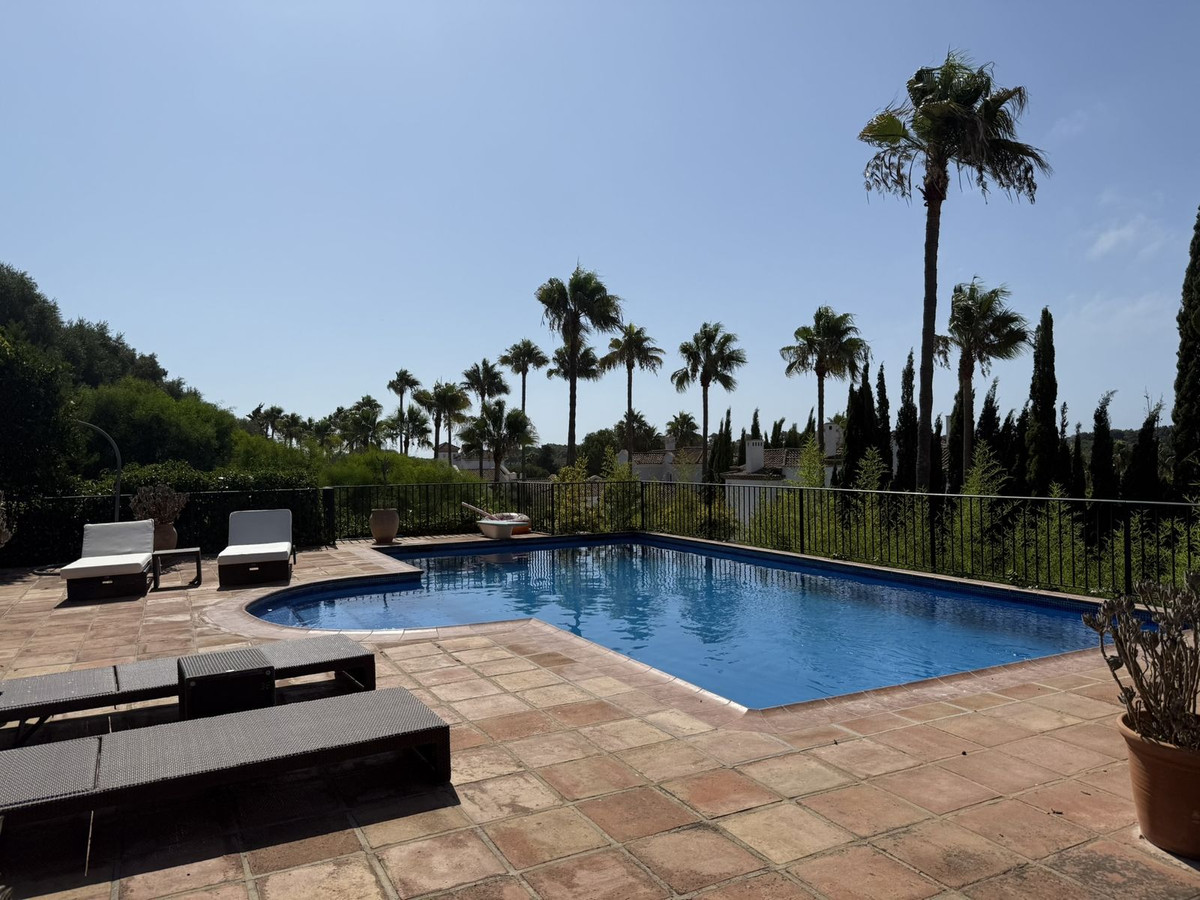 5 Bedroom Villa in Sotogrande - Photo 9