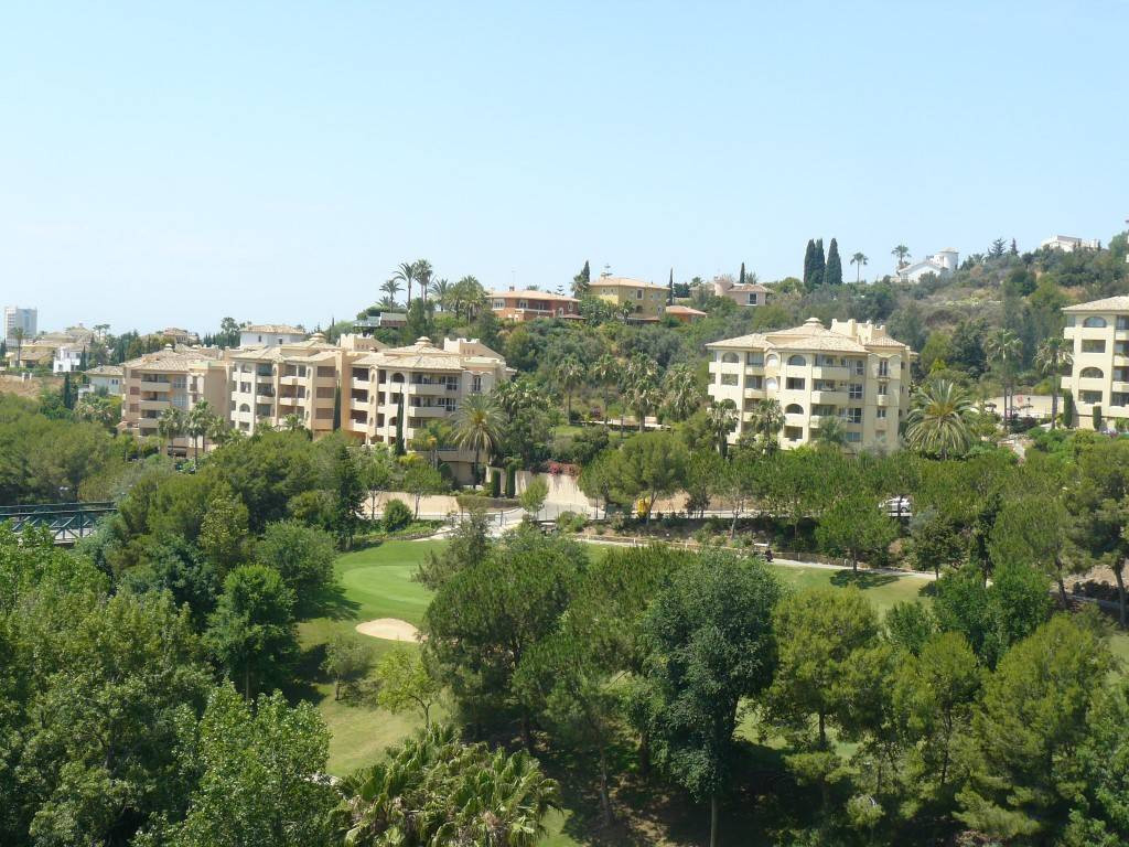 1,250 m² Plot in Marbella - Photo 2
