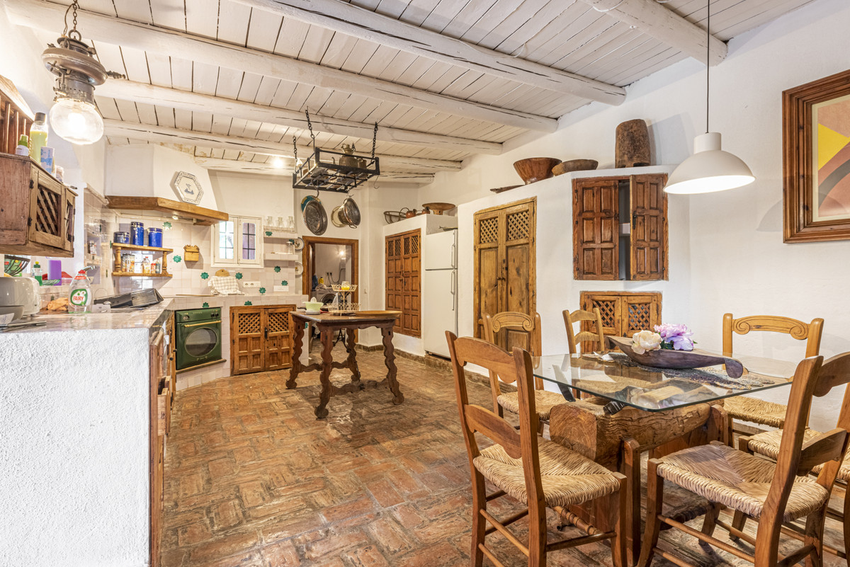 5 Bedroom Country house in Benahavís - Foto 7