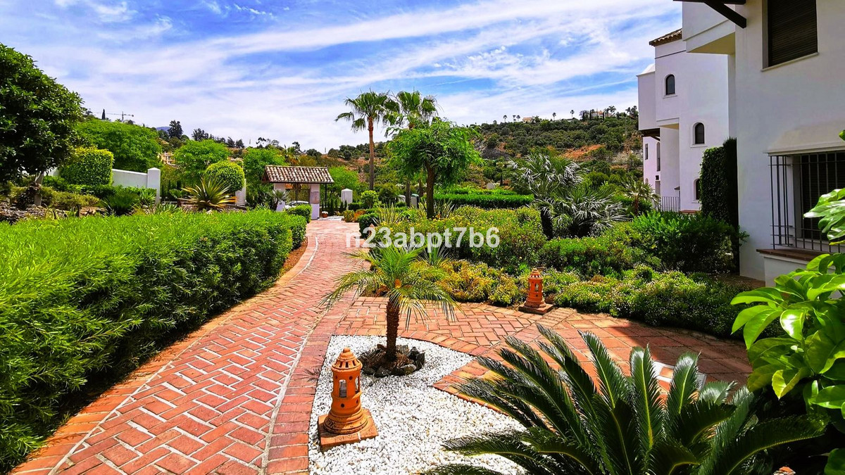 3 Bedroom Apartment in Benahavís - Foto 19