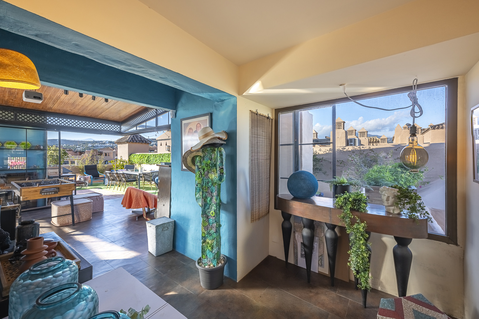 3 Bedroom Penthouse in Estepona - Photo 10