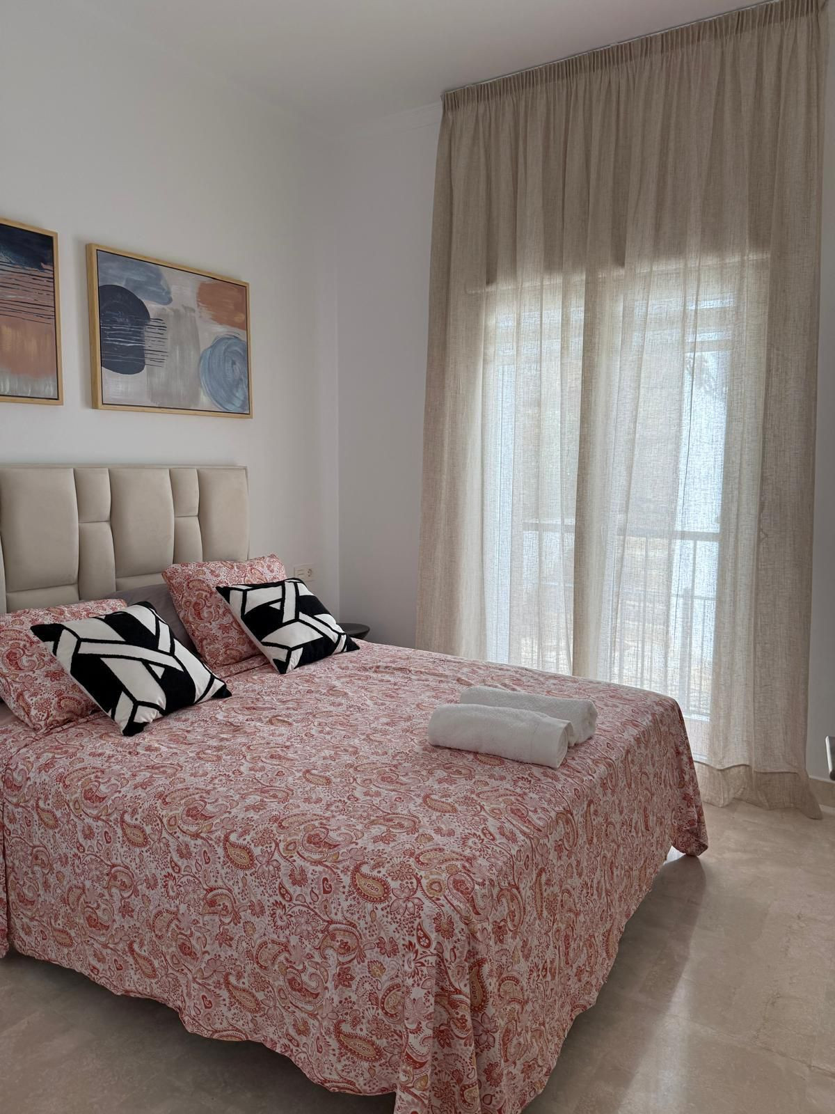 3 Bedroom Apartment in Estepona - Foto 13