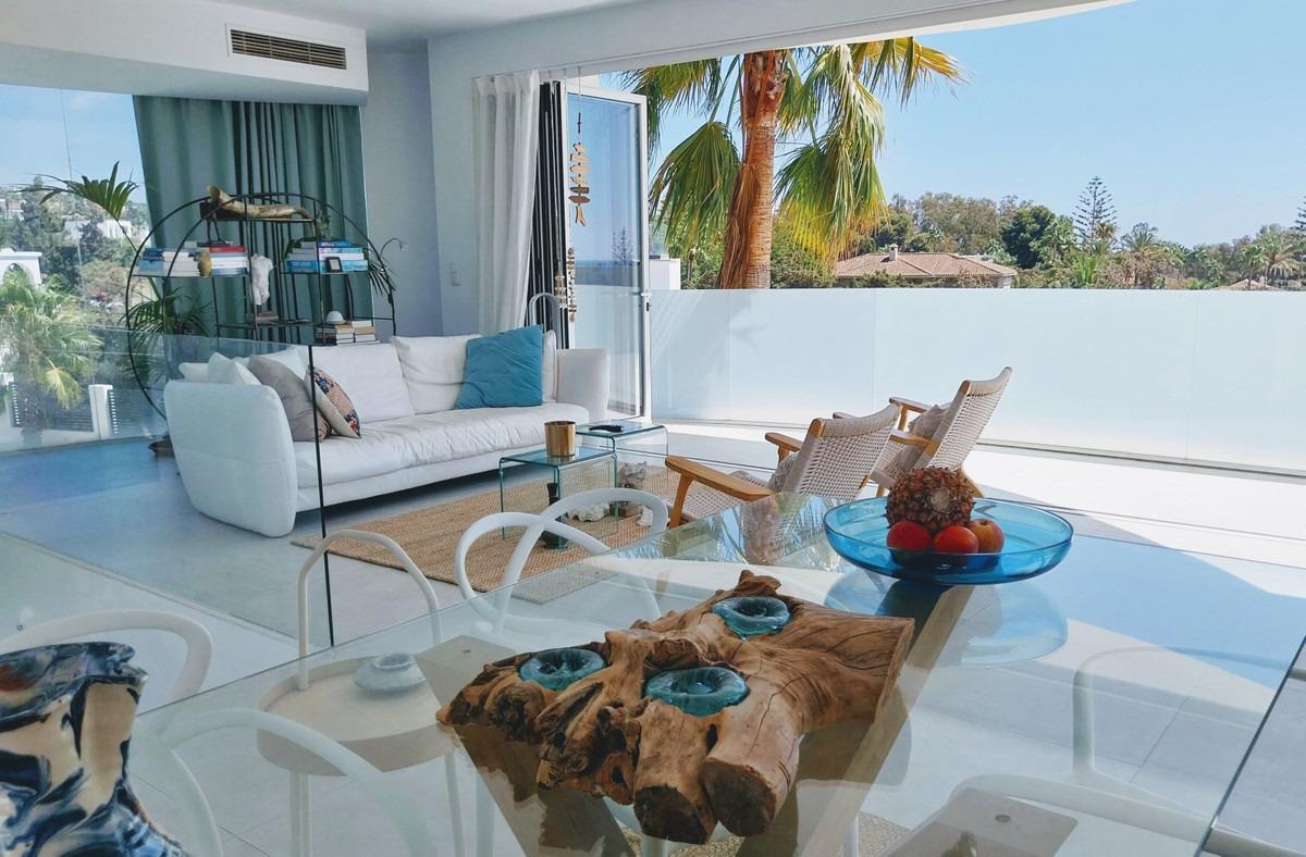 3 Bedroom Villa in Marbella - Photo 4