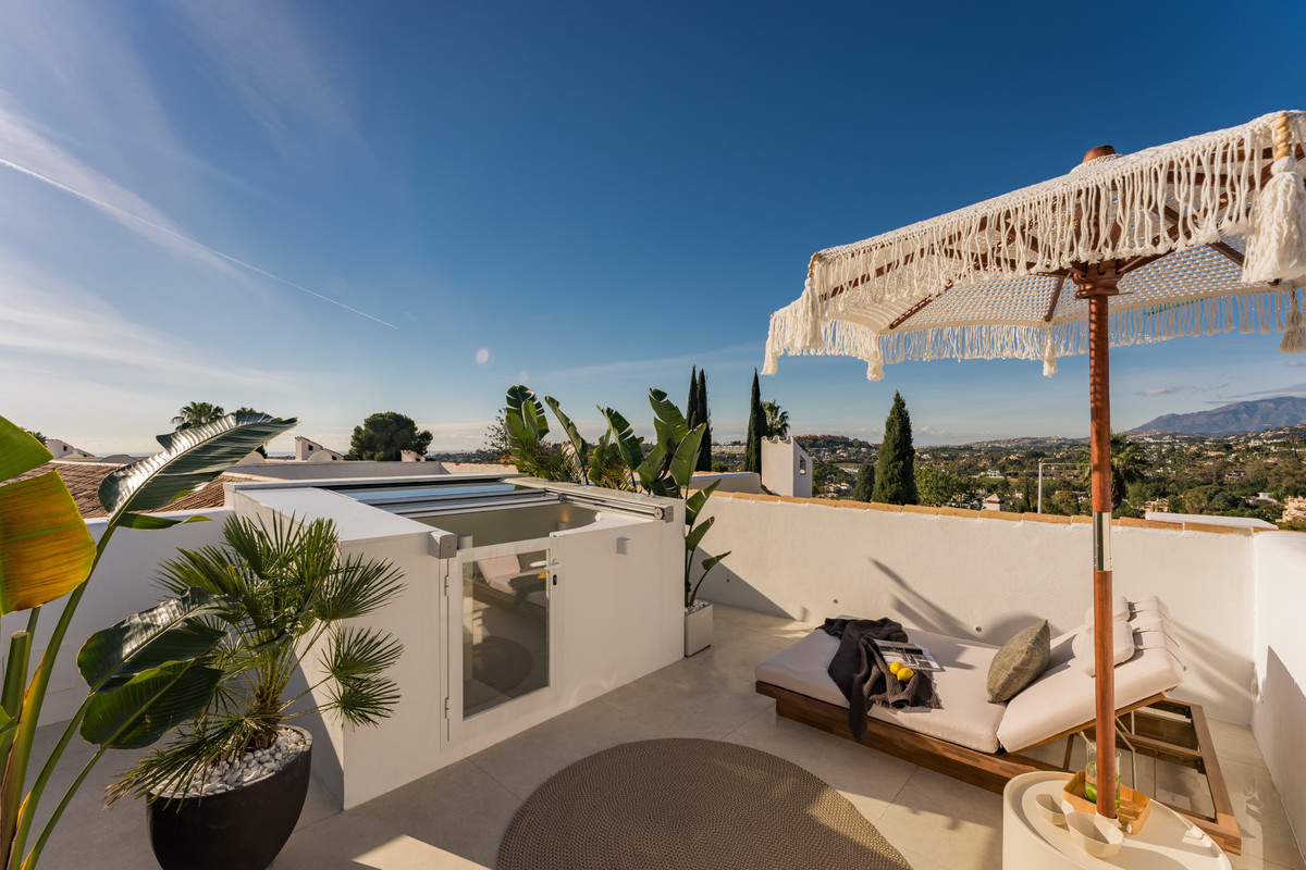 4 Bedroom Townhouse in Marbella - Photo 19