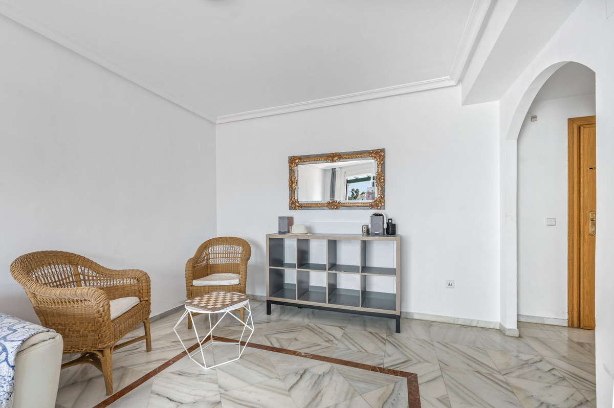 2 Bedroom Apartment in Marbella - Foto 7