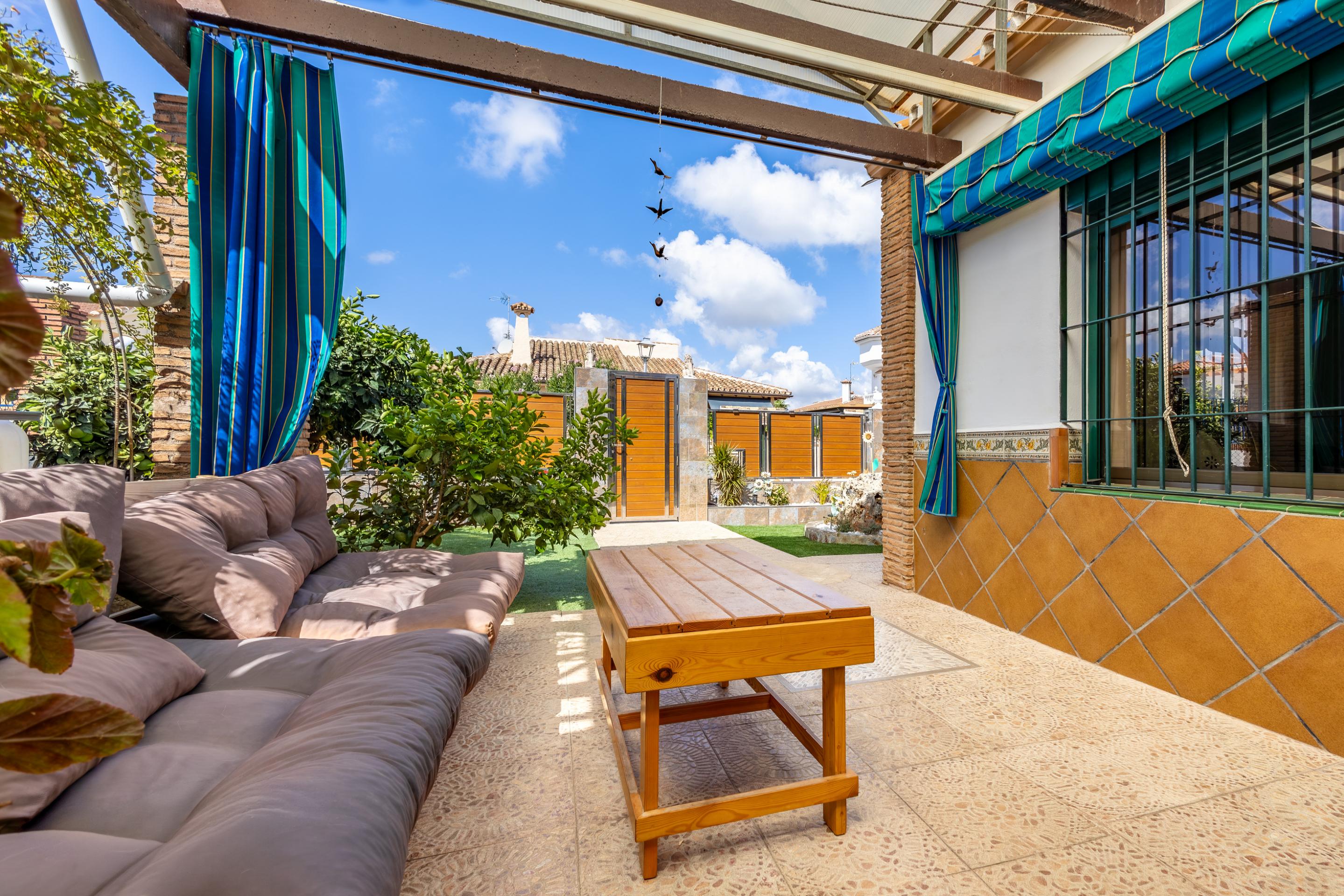 3 Bedroom Villa in Alhaurín de la Torre - Photo 9